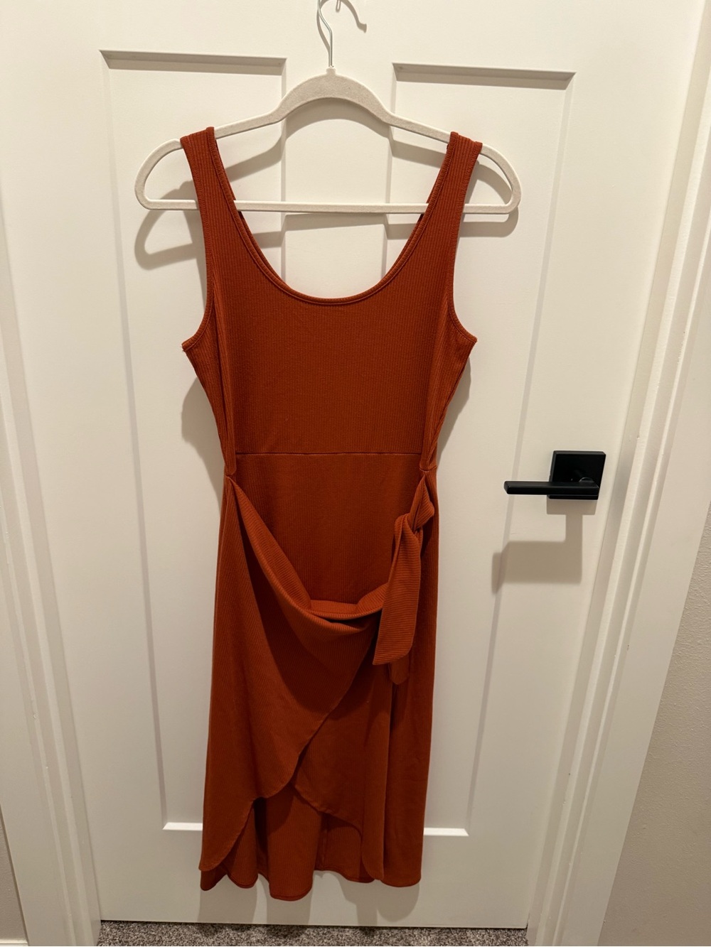 nine britton Rust Sleeveless Tie-Waist Midi Dress